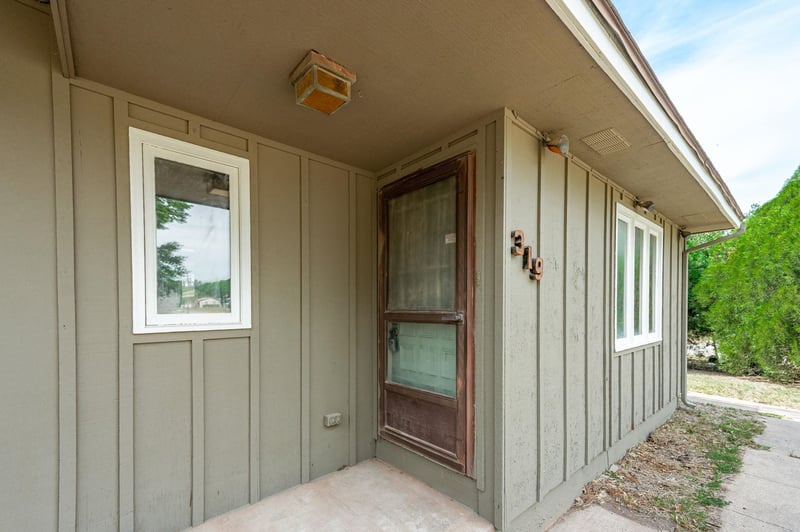 319 Magnolia , Attica, KS 67009