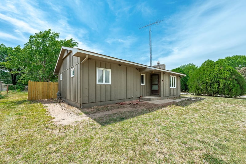 319 Magnolia , Attica, KS 67009