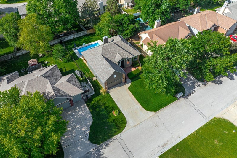 9711 Bella Vi, Wichita, KS 67212