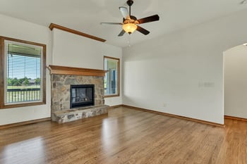 3045 Willow Crk, Rose Hill, KS 67133
