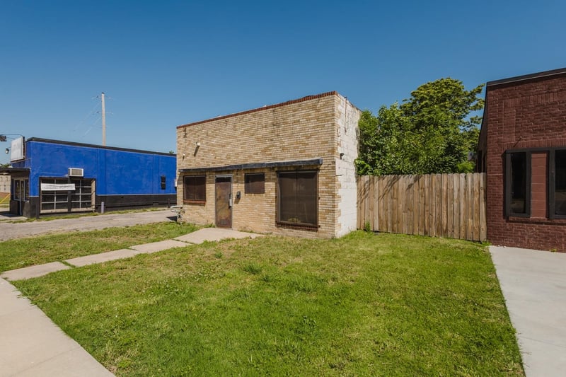 2508 E 9th St, Wichita, KS 67214