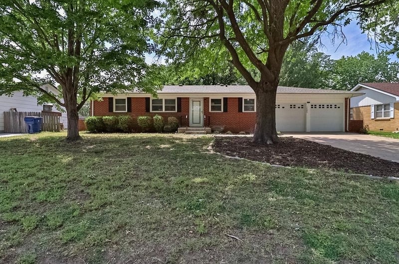 1605 N Illinois Ave, Wichita, KS 67203