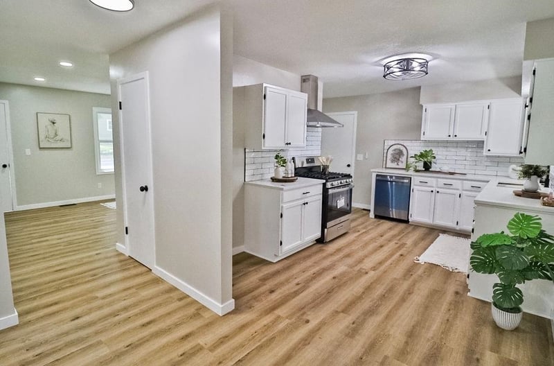 1605 N Illinois Ave, Wichita, KS 67203