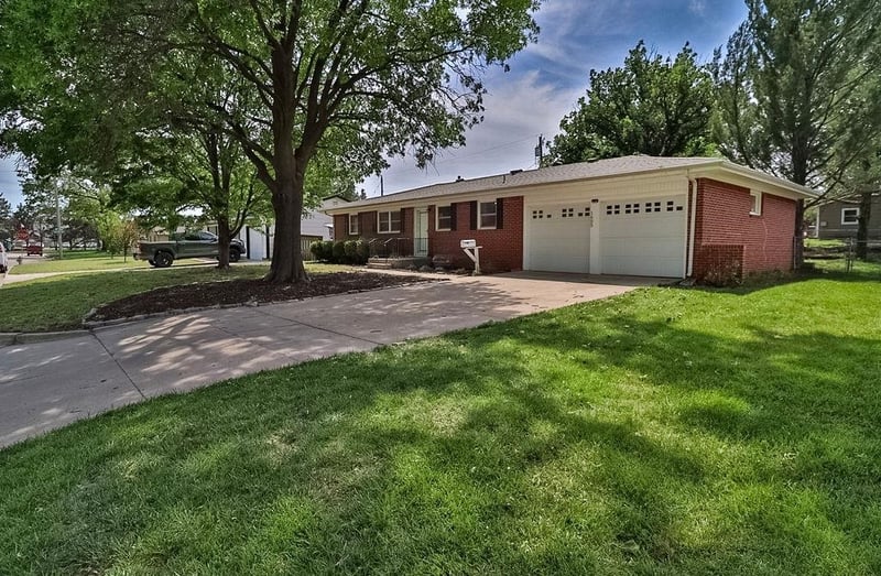 1605 N Illinois Ave, Wichita, KS 67203