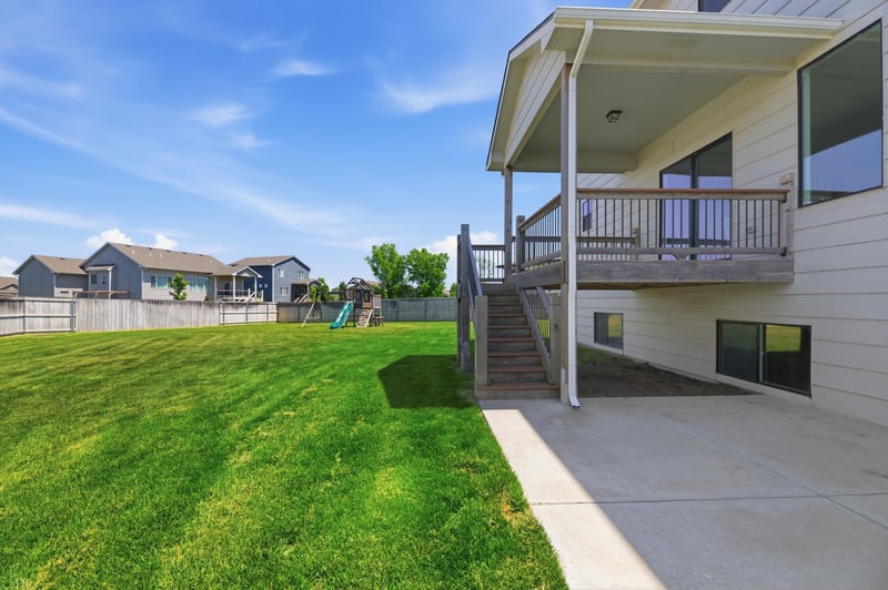 2716 S Prescott Ct, Wichita, KS 67215