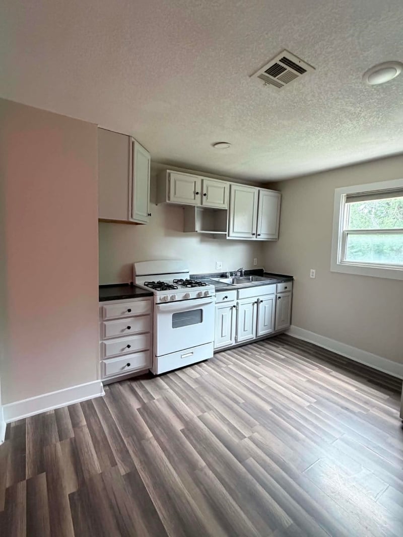 2966 Davidson St, Wichita, KS 67210