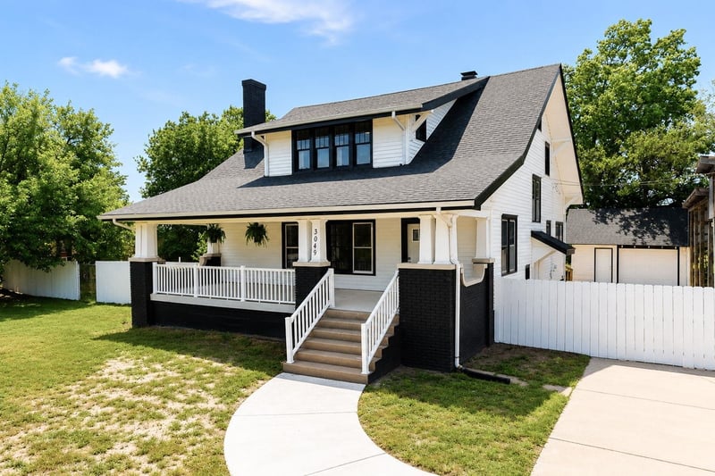 3049 S Old Lawrence Rd, Wichita, KS 67217