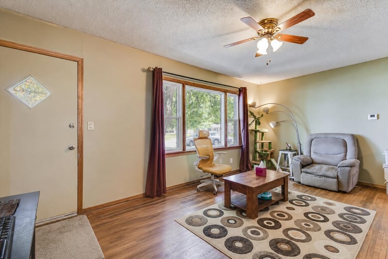 317 S Stearns, Haysville, KS 67060