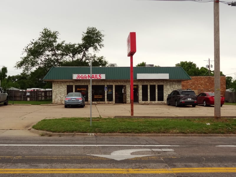 63156317 Lincoln St, Wichita, KS 67218