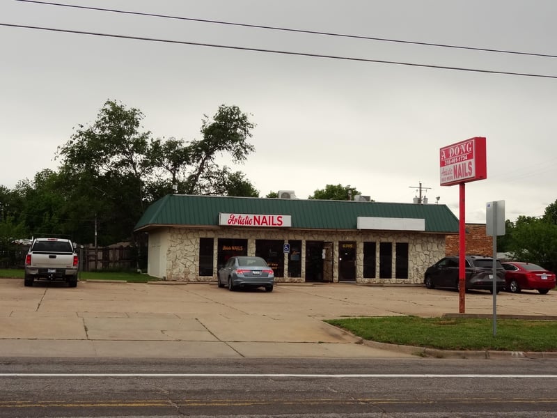63156317 Lincoln St, Wichita, KS 67218