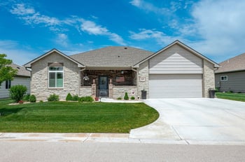 3673 N Lakeway Ct, Wichita, KS 67205