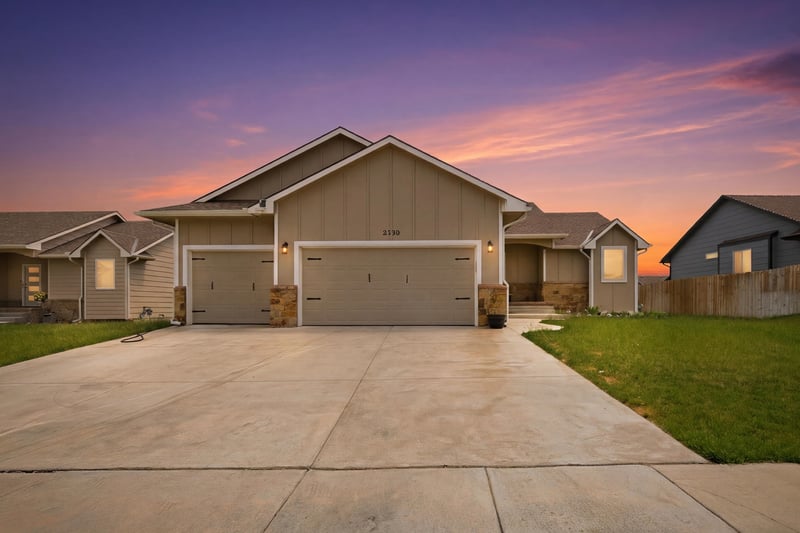 2130 S Tara Falls St, Wichita, KS 67207