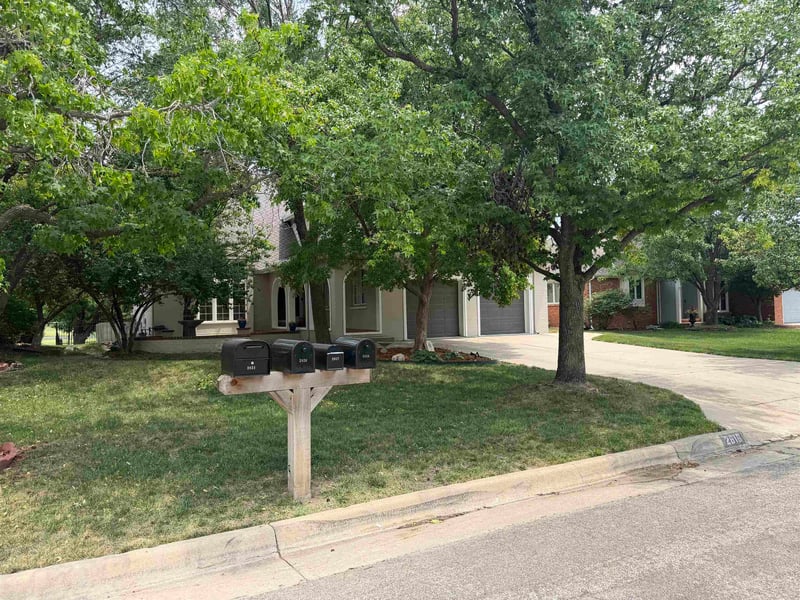 2816 N Tallgrass, Wichita, KS 67226