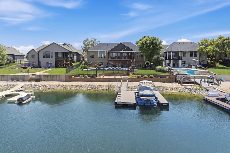 2661 N Bayside Ct, Wichita, KS 67205