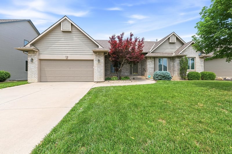 7806 E Champions Cir, Wichita, KS 67226