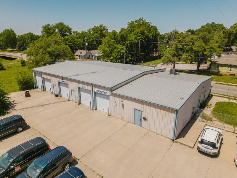 2555 N Market St & Additional Lots, Wichita, KS 67219