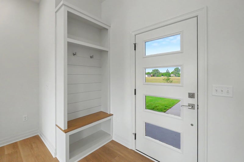 946 Main , Goddard, KS 67052