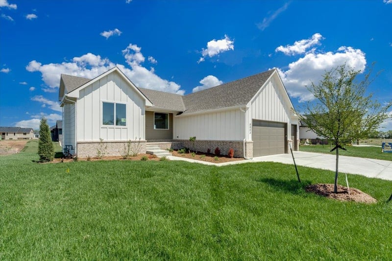 8884 Bradford St, Wichita, KS 67210