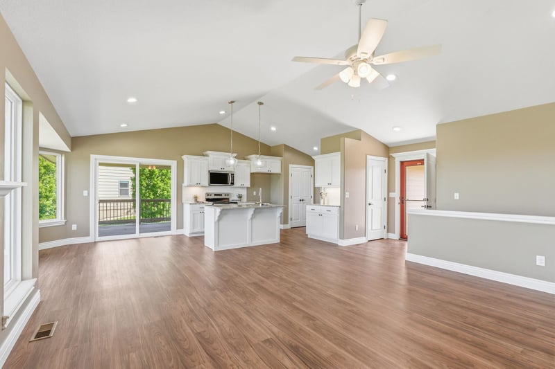 117 Ember Way, Hesston, KS 67062