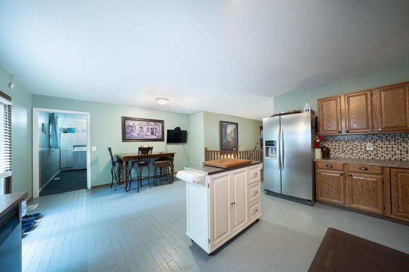 927 43rd Ave, Wichita, KS 67216