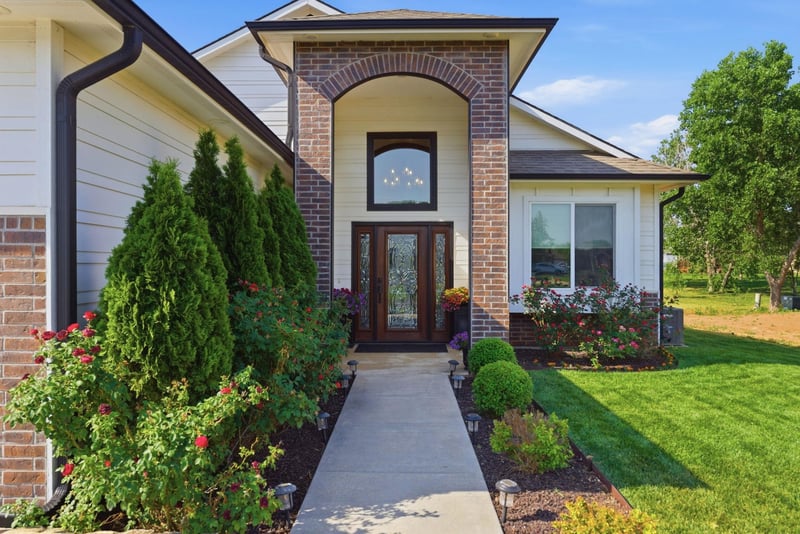 229 W Lakeside Dr, Cheney, KS 67025