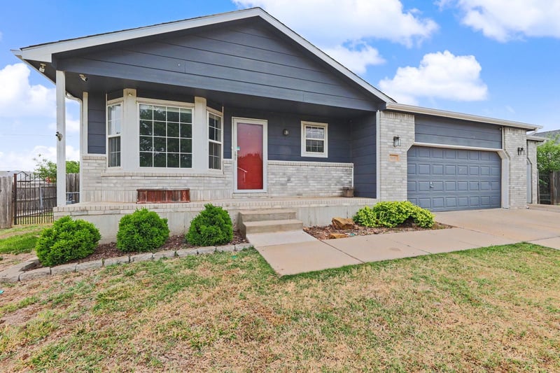 10403 Rita Ct, Wichita, KS 67209