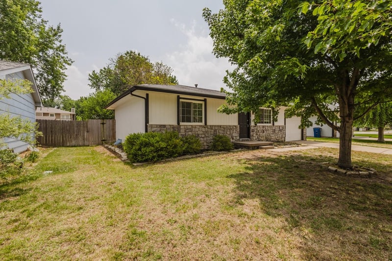 515 E Maywood, Wichita, KS 67216