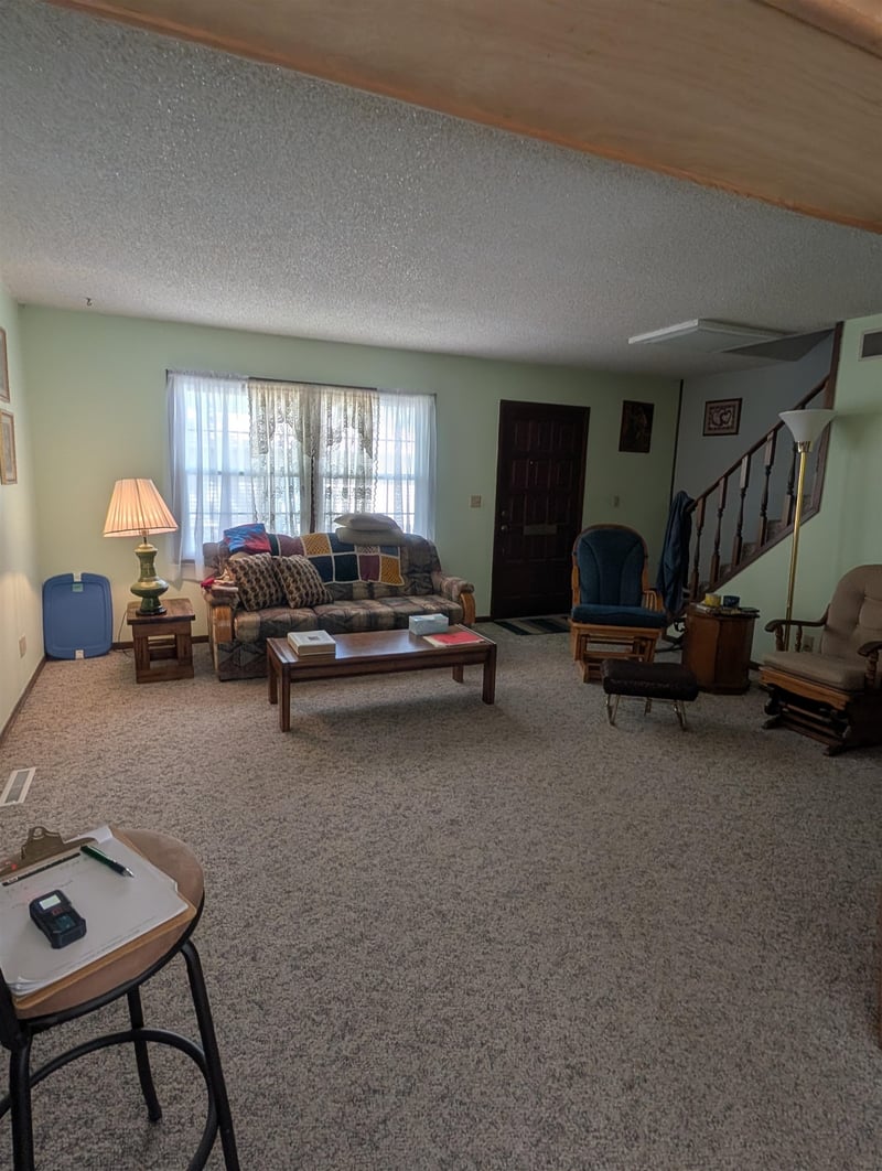 404 Washington , Hillsboro, KS 67063