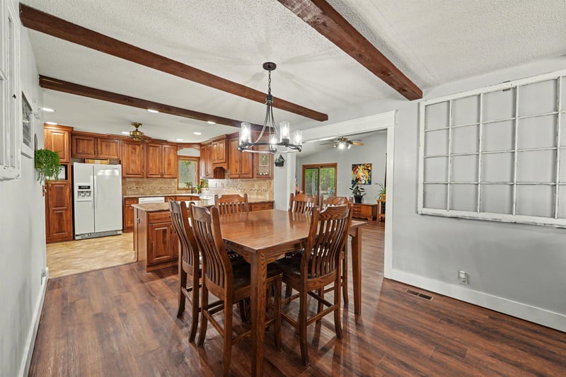 840 Pine Ct, Mcpherson, KS 67460