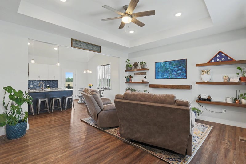 2911 Reiss , Park City, KS 67219