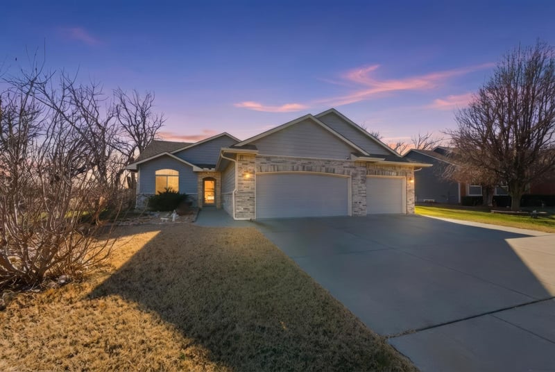 15609 Rosewood St, Wichita, KS 67230