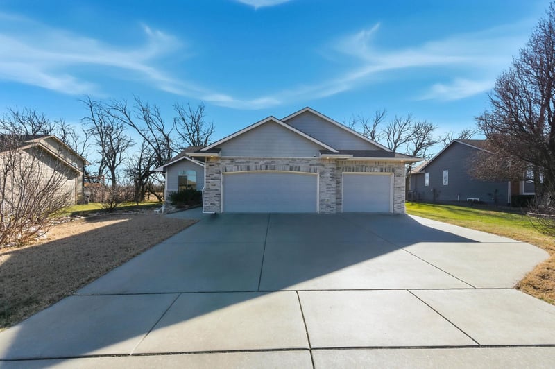 15609 Rosewood St, Wichita, KS 67230