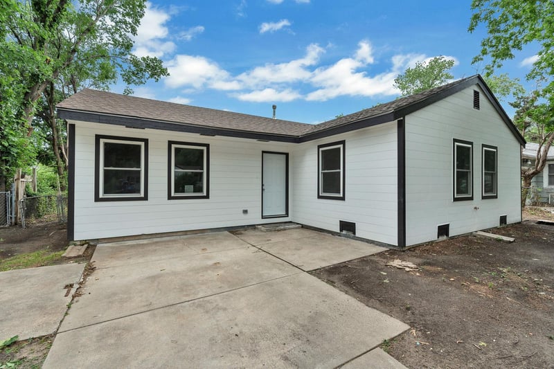 2624 N Green, Wichita, KS 67219