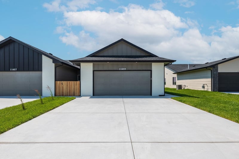 11328 35th Cir, Wichita, KS 67215