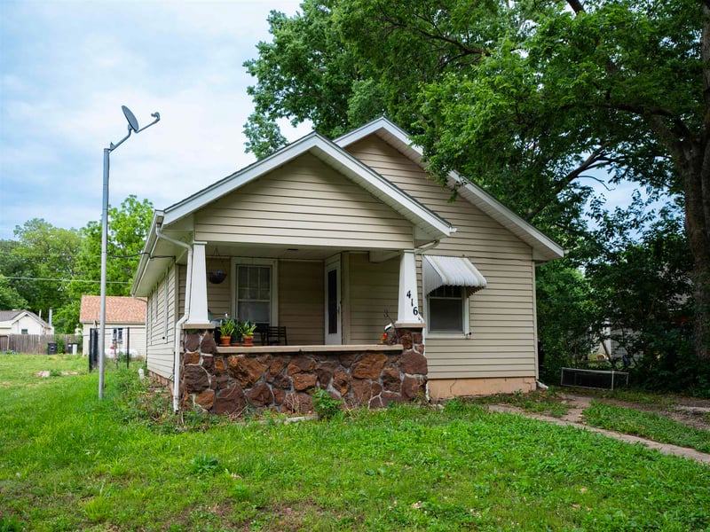 416 Struble St, Bennington, KS 67422