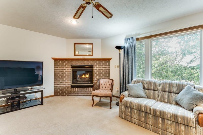 9202 N Plum St, Hutchinson, KS 67502