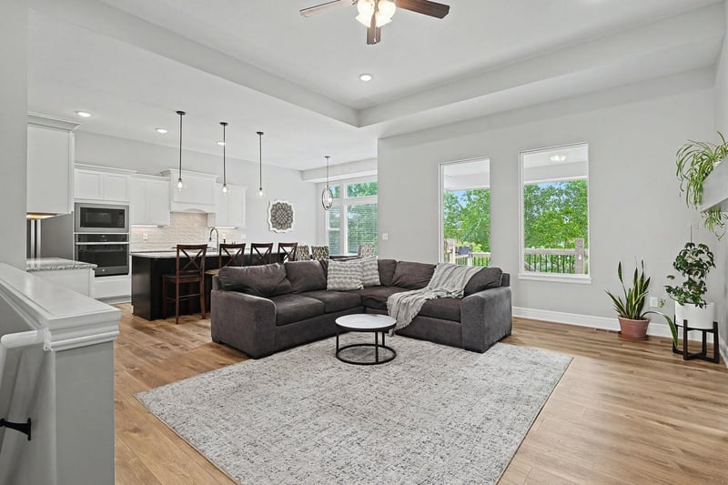 3817 N Estancia, Wichita, KS 67205