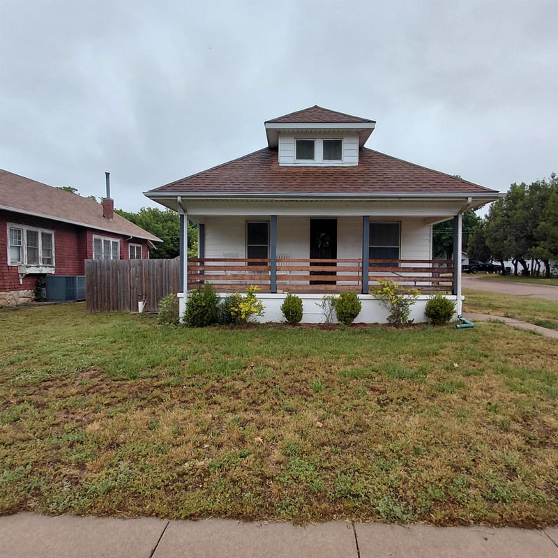 903 Washington , Wellington, KS 67152