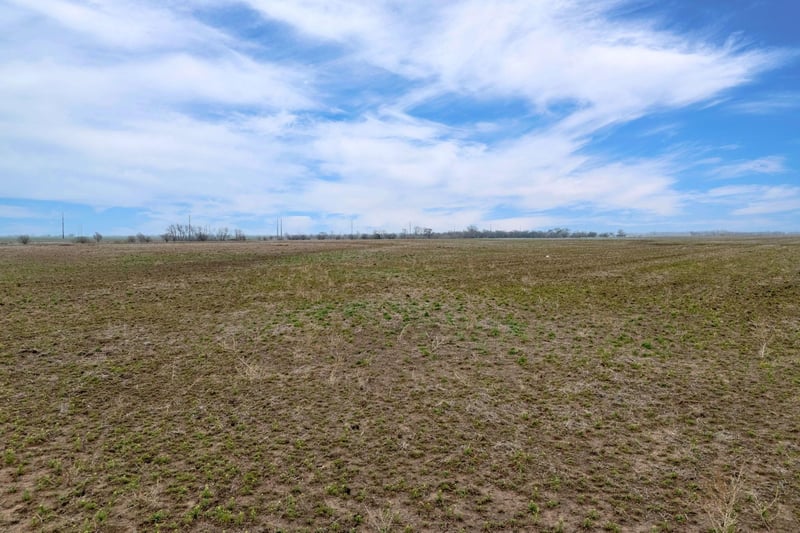 00000 295th St W, Garden Plain, KS 67050