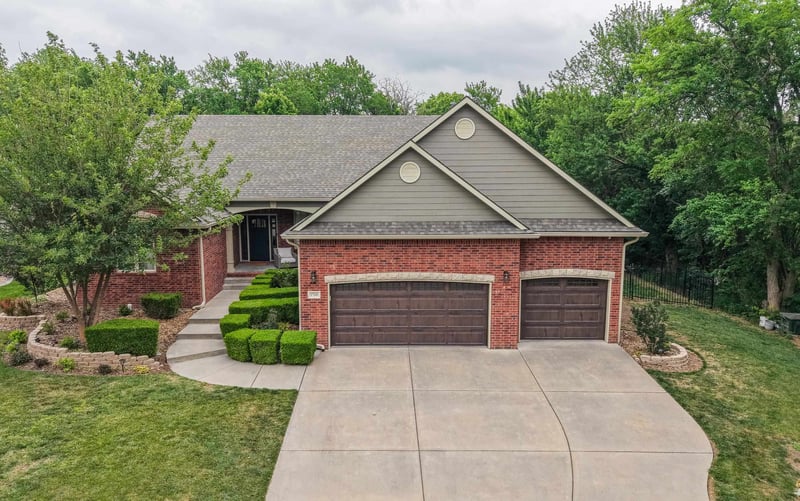 1748 Cascade , Andover, KS 67002