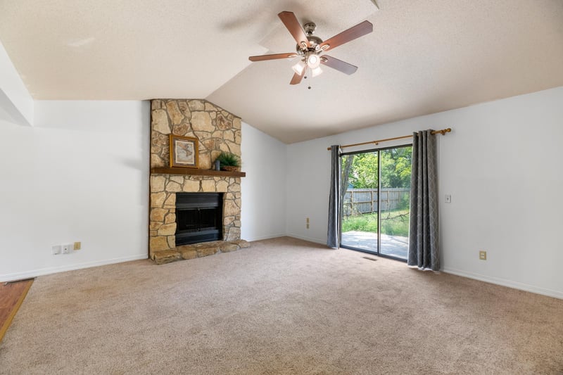 6707 E Pepperwood Ct, Wichita, KS 67226