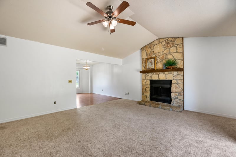 6707 E Pepperwood Ct, Wichita, KS 67226