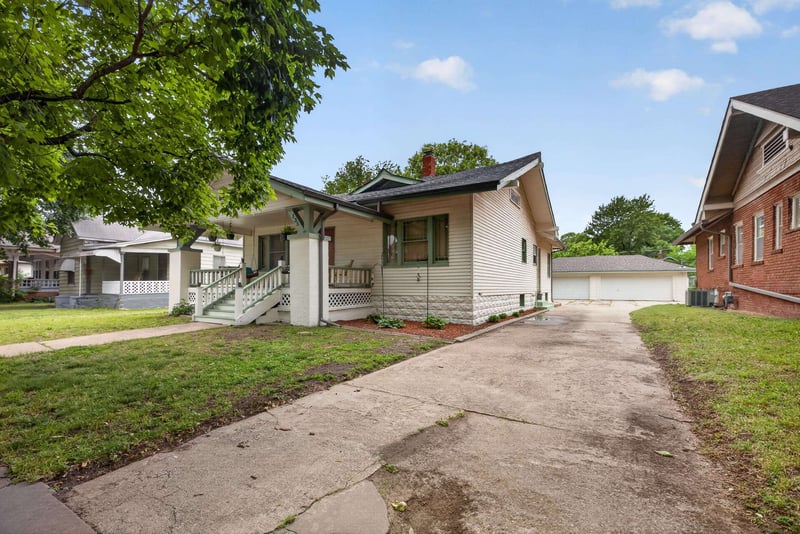 135 Volutsia Ave, Wichita, KS 67211