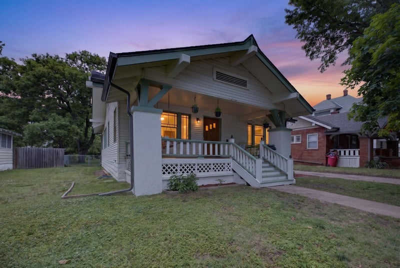 135 Volutsia Ave, Wichita, KS 67211