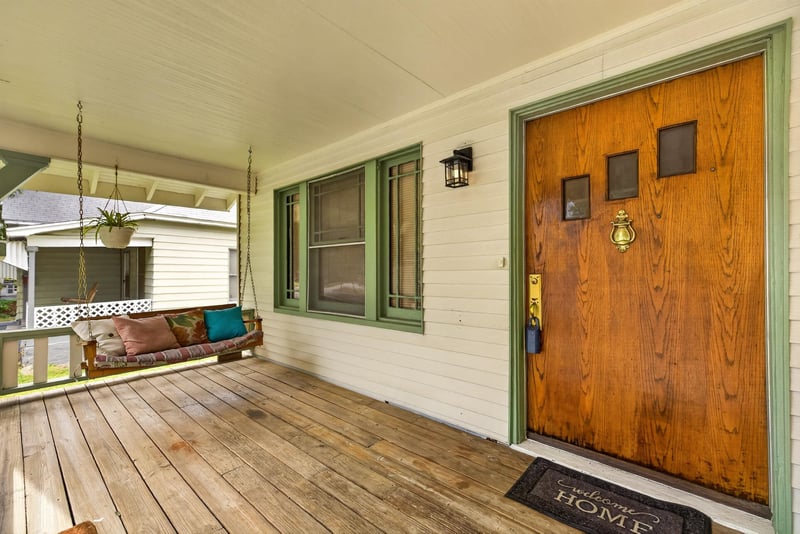 135 Volutsia Ave, Wichita, KS 67211