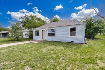 1746 Chautauqua, Wichita, KS 67214