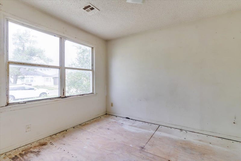 1746 Chautauqua , Wichita, KS 67214
