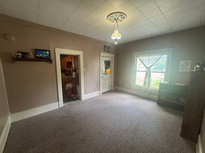 618 9th , Winfield, KS 67156