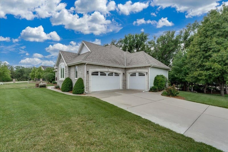 2529 N Rosemont, Wichita, KS 67226