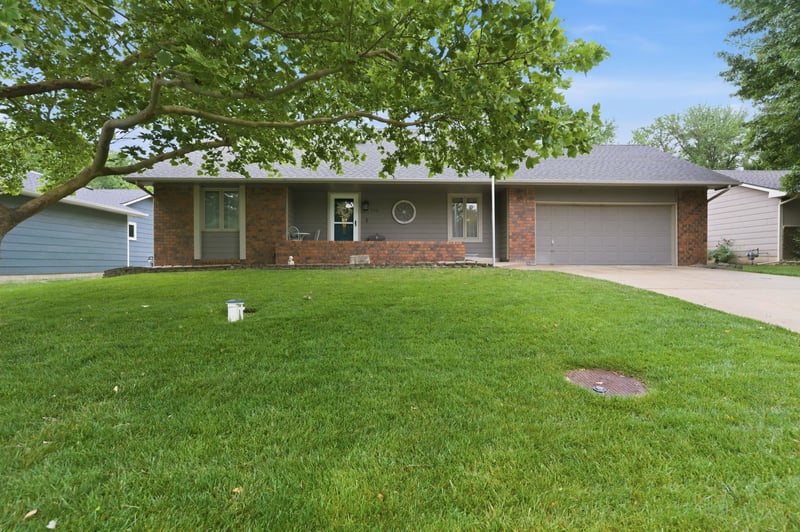 742 Erin Ln, Mulvane, KS 67110